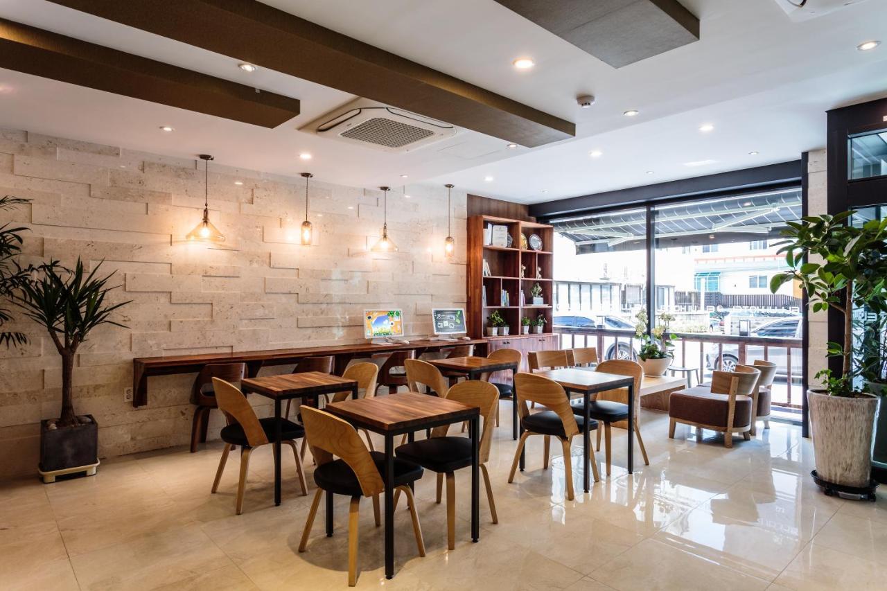 Ellui Hotel Jeju Luaran gambar