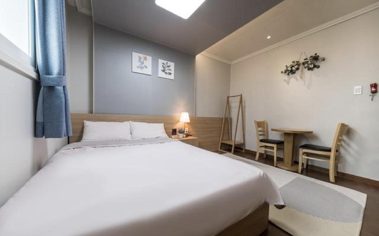 Ellui Hotel Jeju Luaran gambar